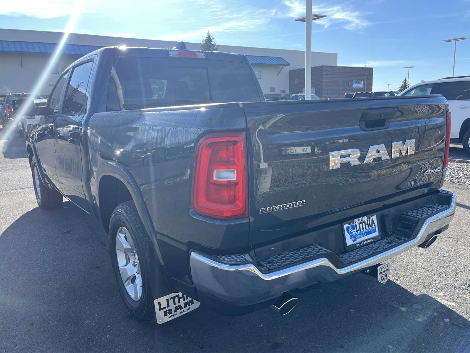 Thumbnail: 2026 RAM 1500 - 4