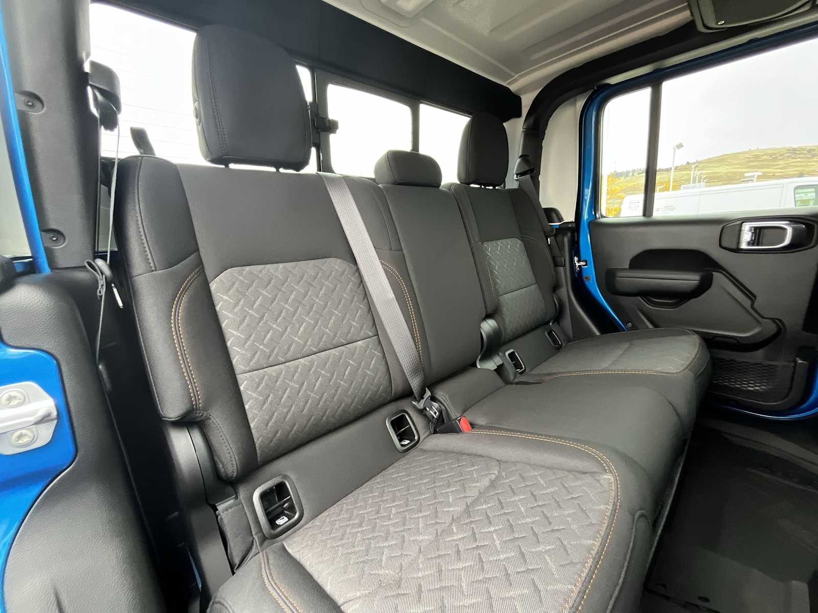 Thumbnail: 2025 Jeep Gladiator - 13