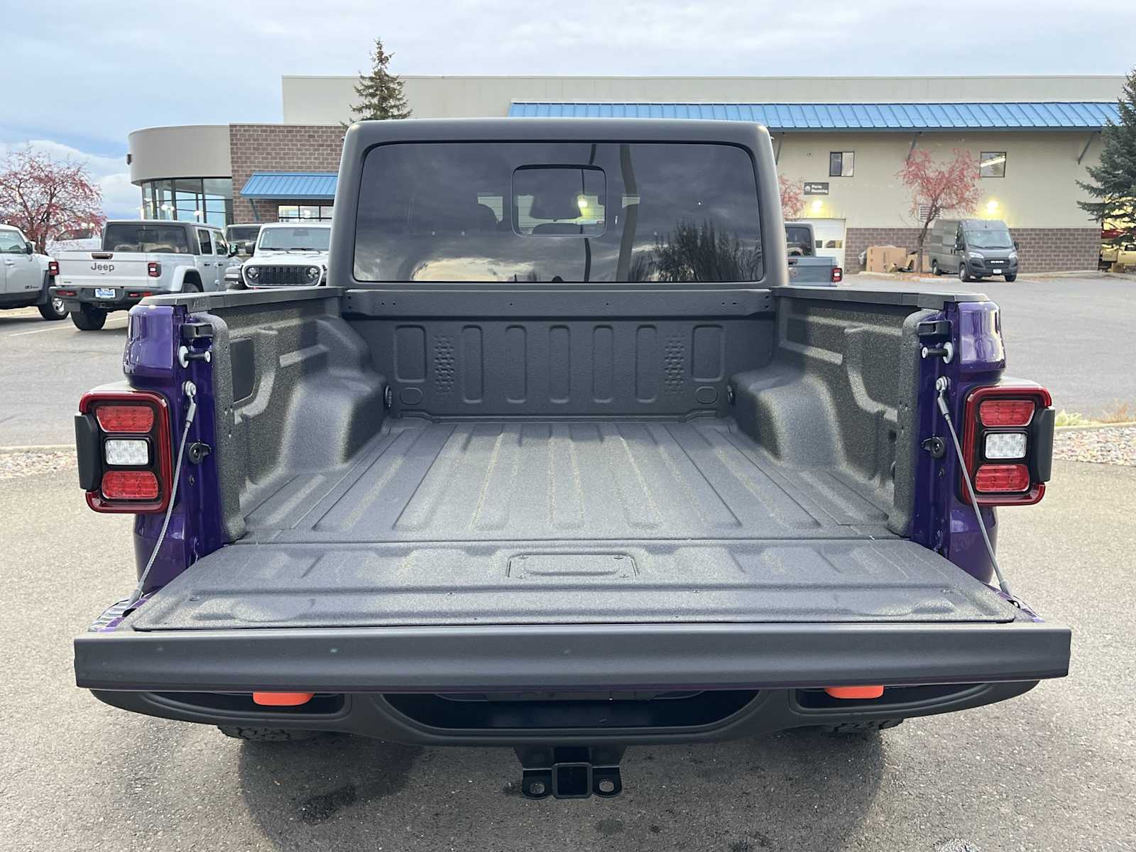 Thumbnail: 2026 Jeep Gladiator - 19