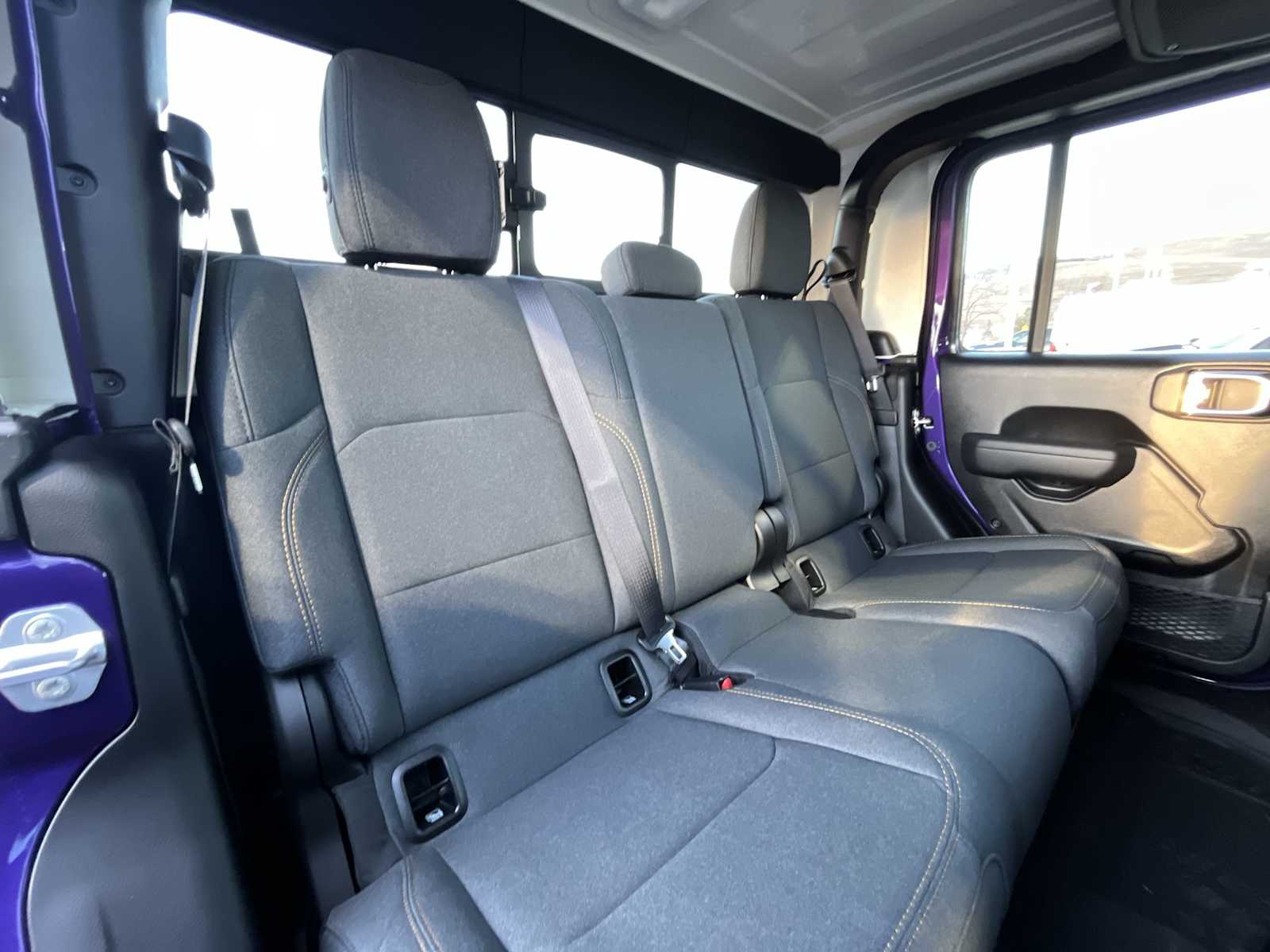 Thumbnail: 2026 Jeep Gladiator - 13