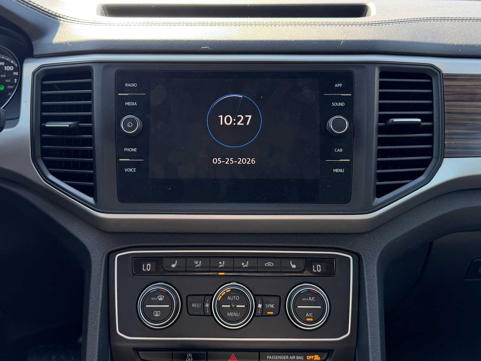 Thumbnail: 2021 Volkswagen Atlas - 15