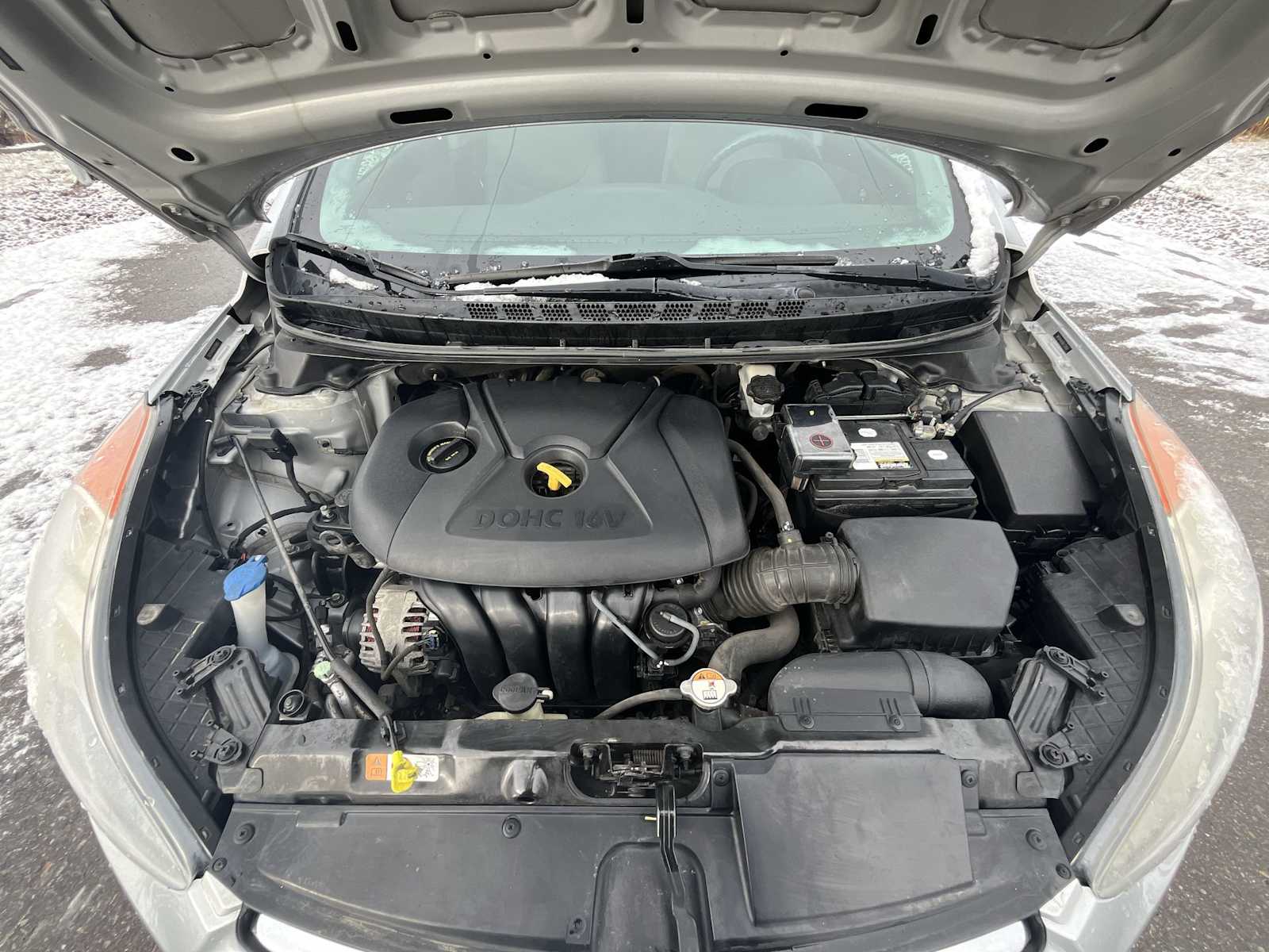 Thumbnail: 2013 Hyundai Elantra - 9