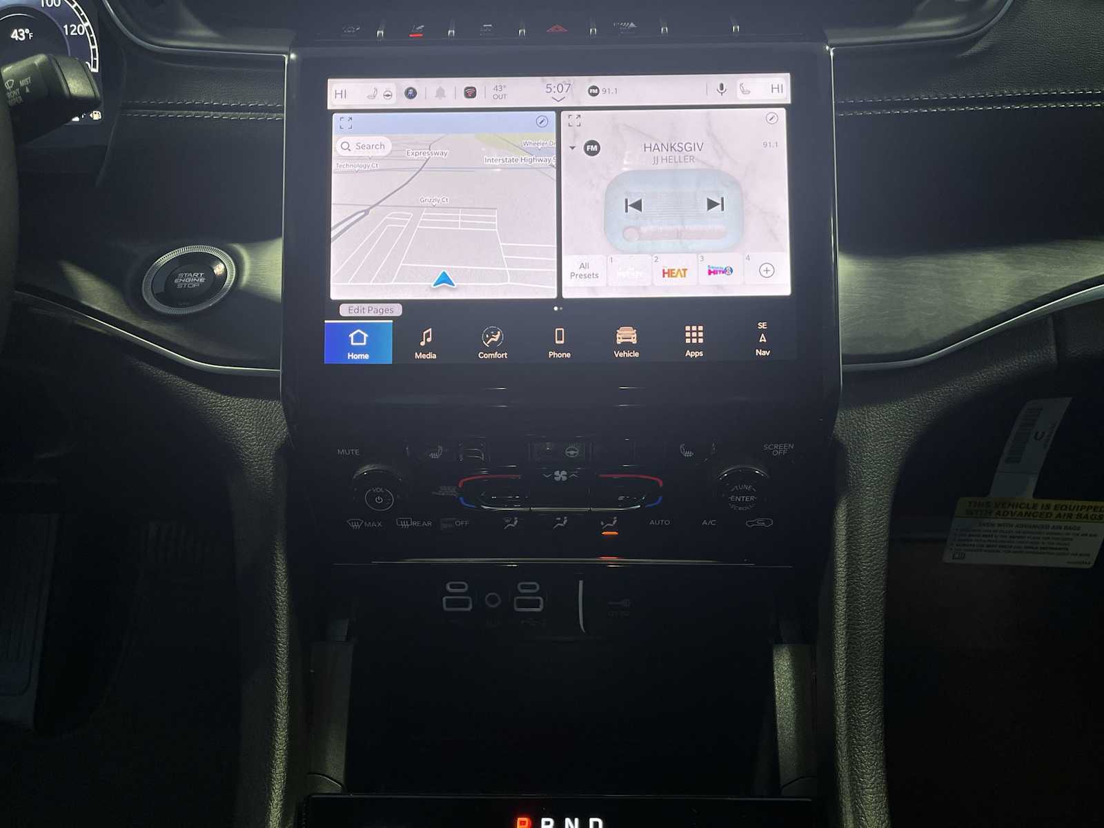 Thumbnail: 2025 Jeep Grand Cherokee - 16