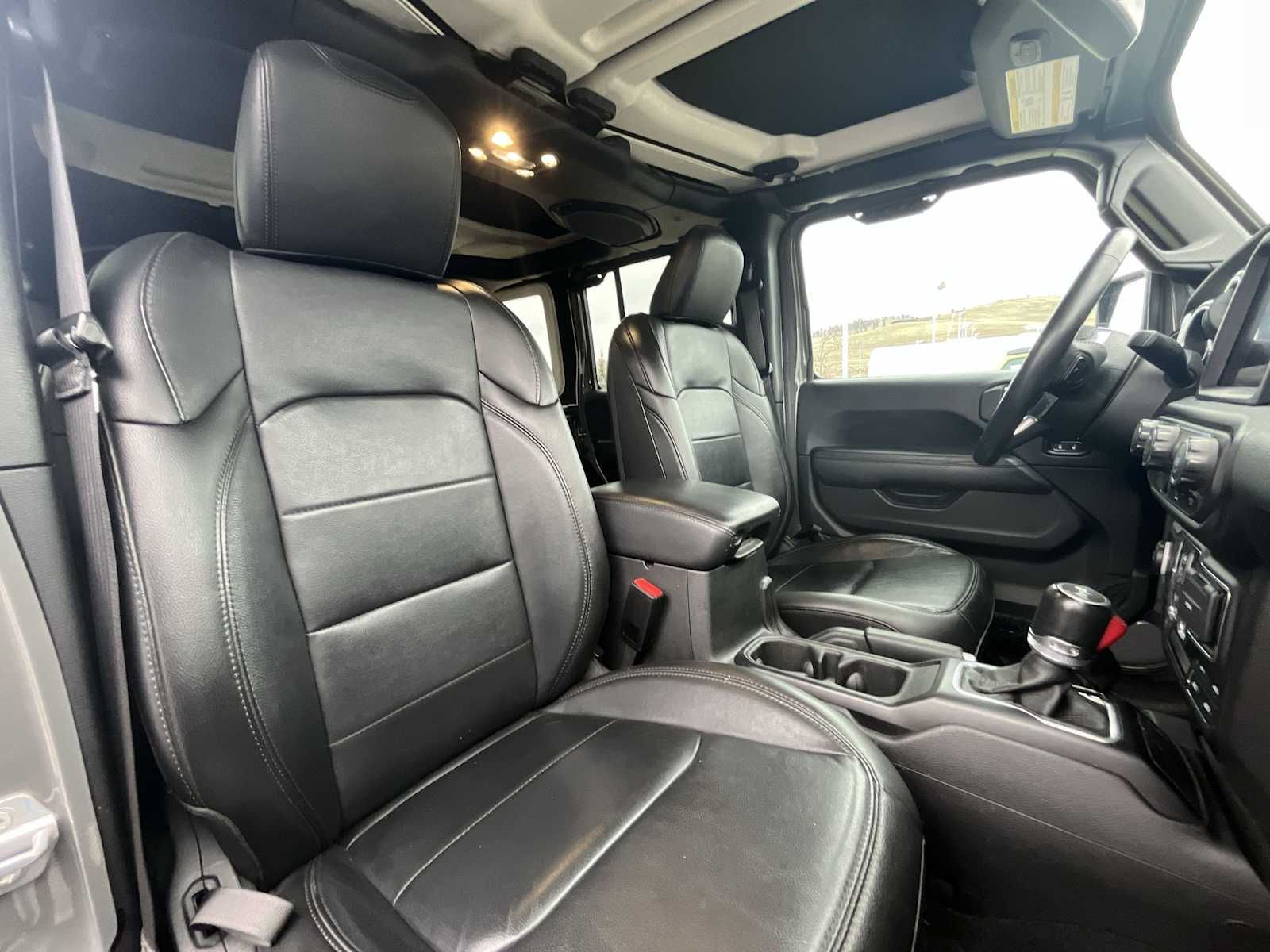 Thumbnail: 2023 Jeep Wrangler - 14