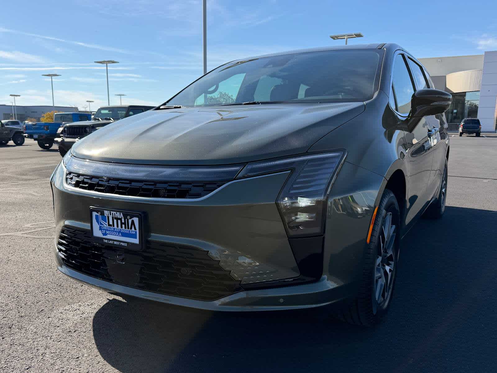 2027 Chrysler Pacifica