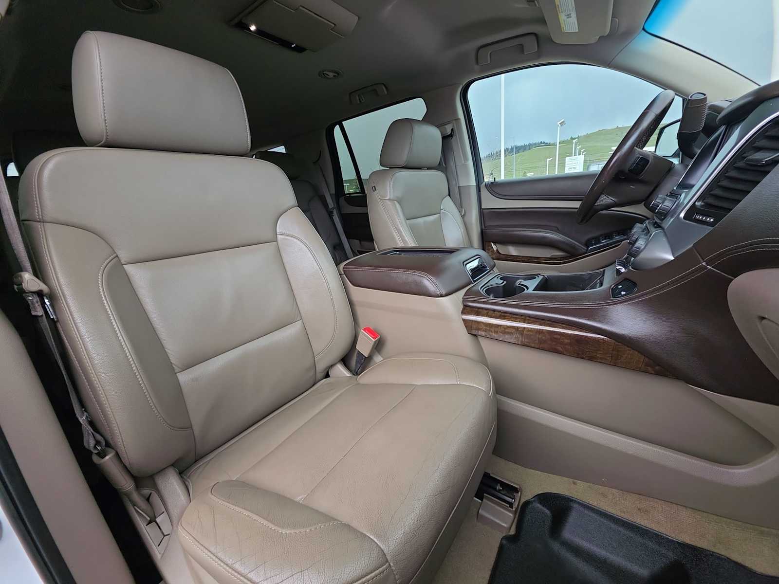Thumbnail: 2015 Chevrolet Tahoe - 14