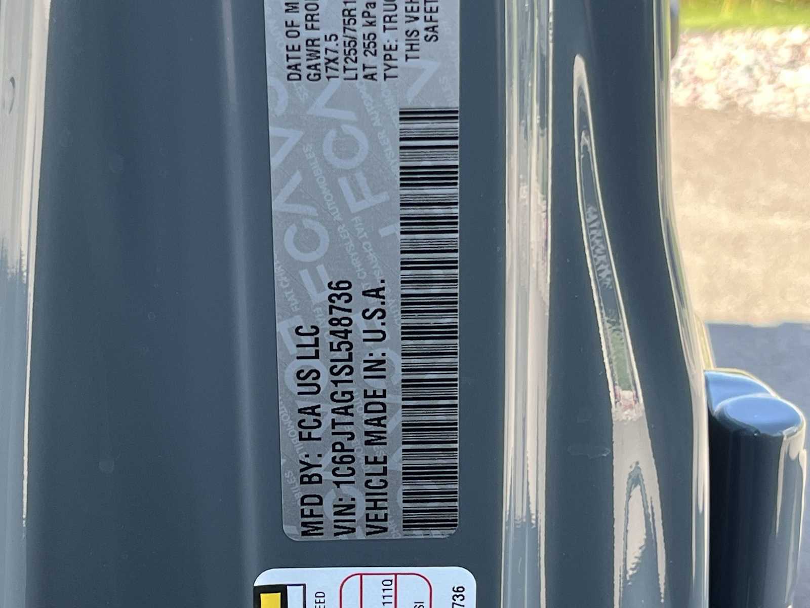 Thumbnail: 2025 Jeep Gladiator - 21