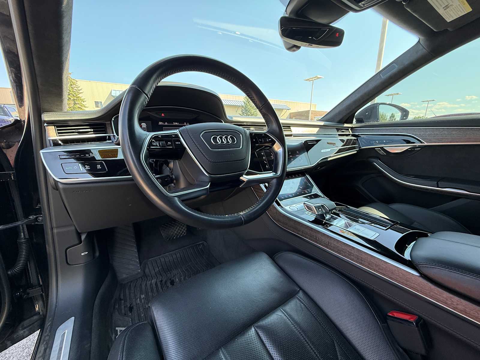 Thumbnail: 2020 Audi A8 - 13
