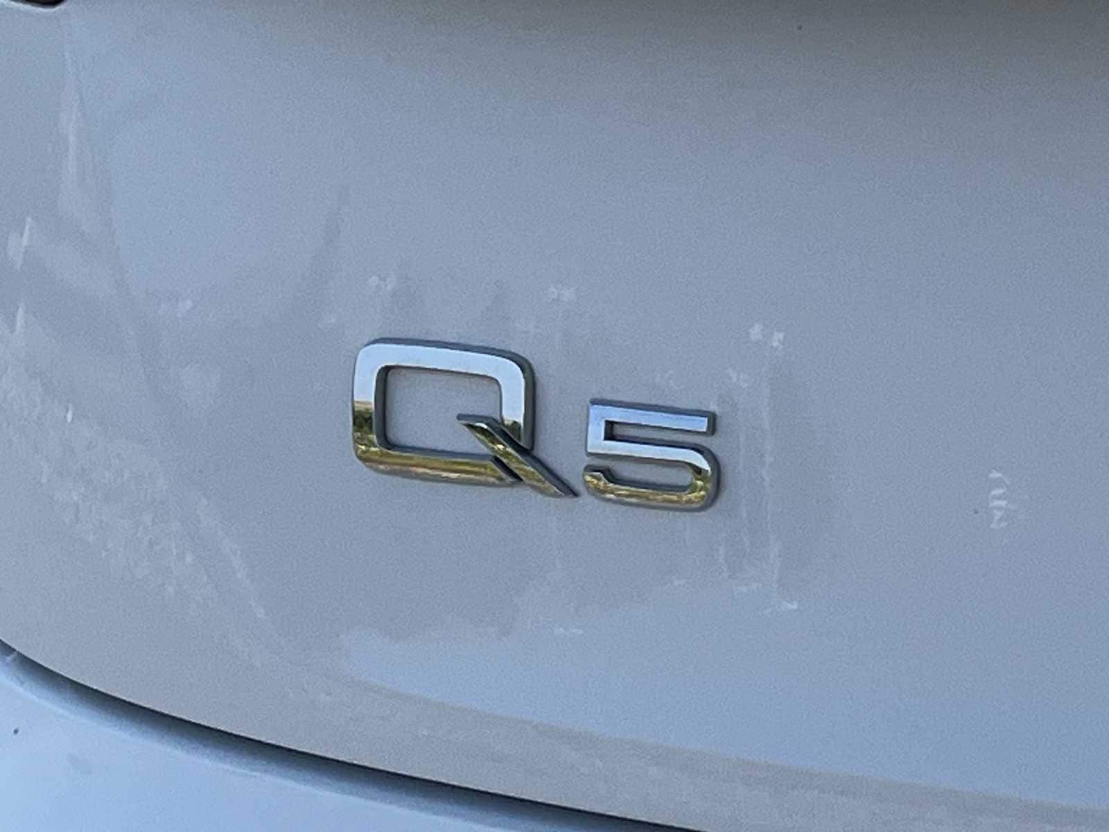 Thumbnail: 2023 Audi Q5 - 7