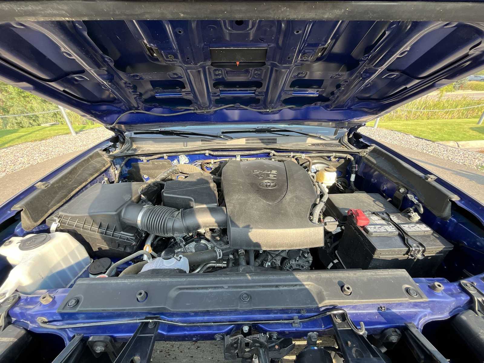 Thumbnail: 2023 Toyota Tacoma - 9