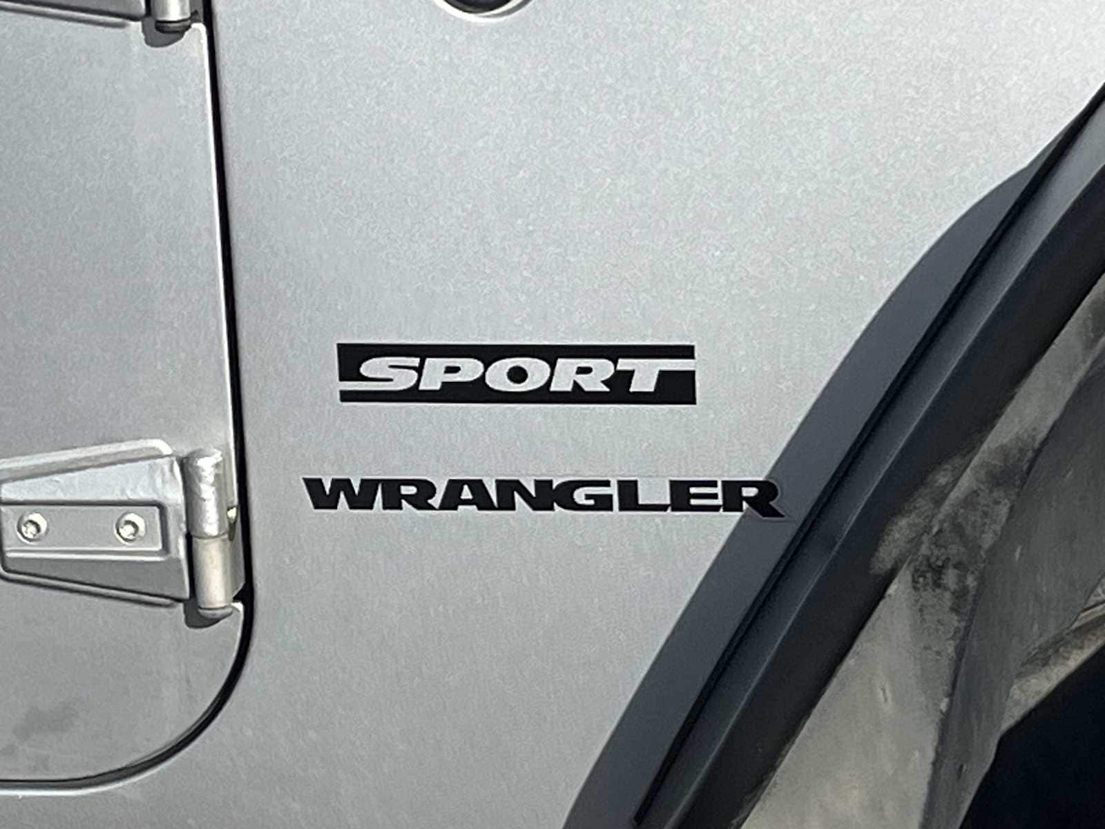 Thumbnail: 2012 Jeep Wrangler - 7