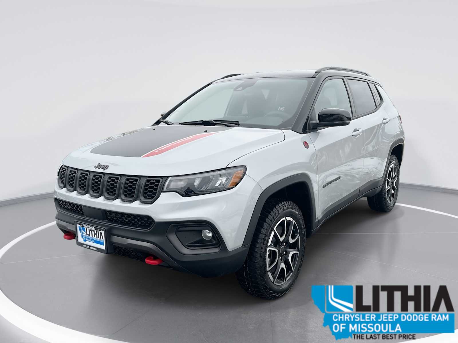 2026 Jeep Compass Trailhawk's photo