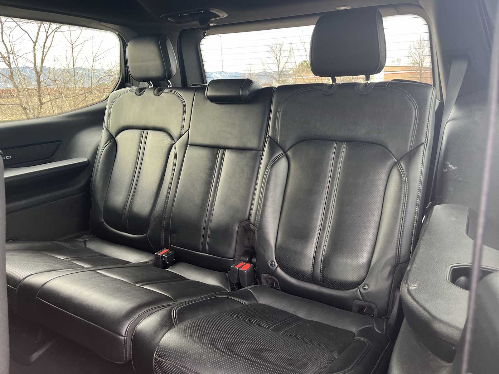 Thumbnail: 2022 Jeep Wagoneer - 22