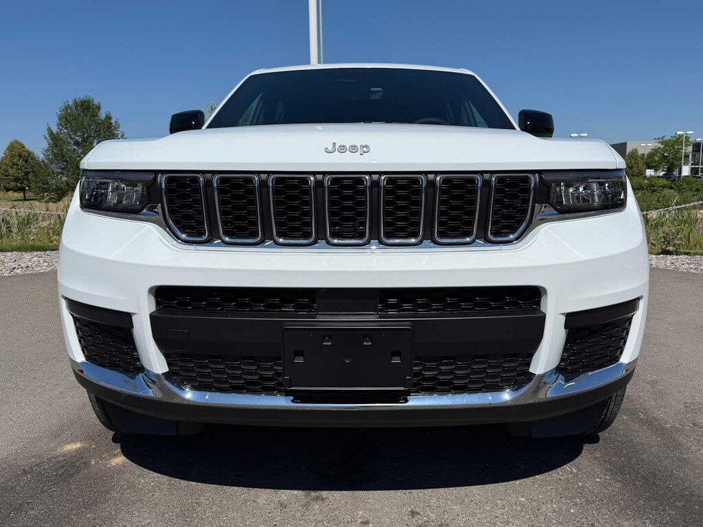 New 2025 Jeep Grand Cherokee L LAREDO X 4X4 Sport Utility