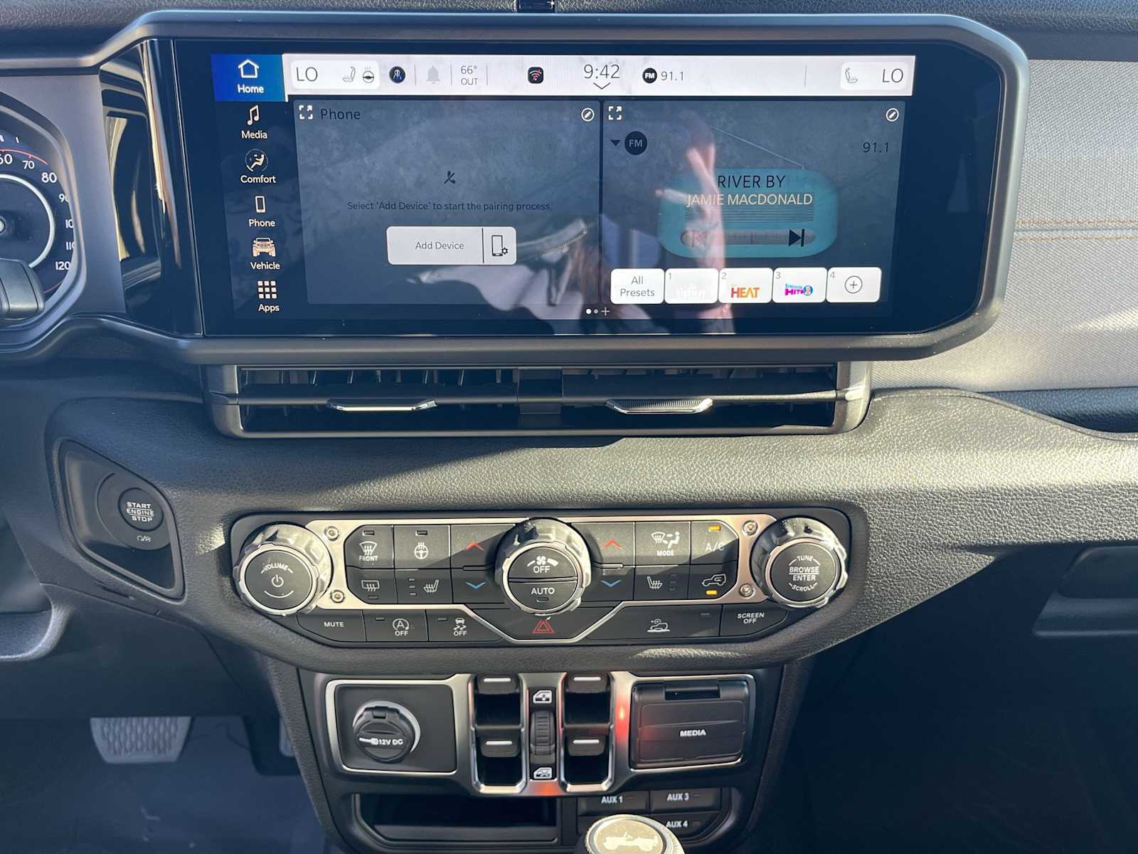 Thumbnail: 2026 Jeep Wrangler - 16