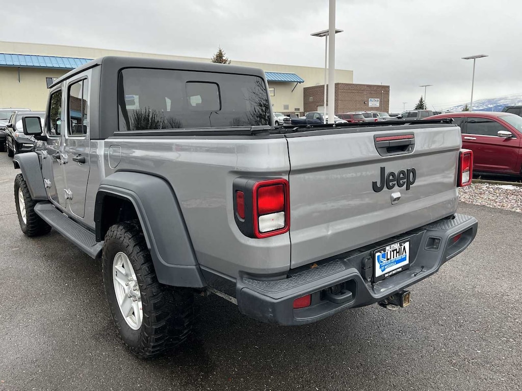 Used 2020 Jeep Gladiator Sport Truck Crew Cab