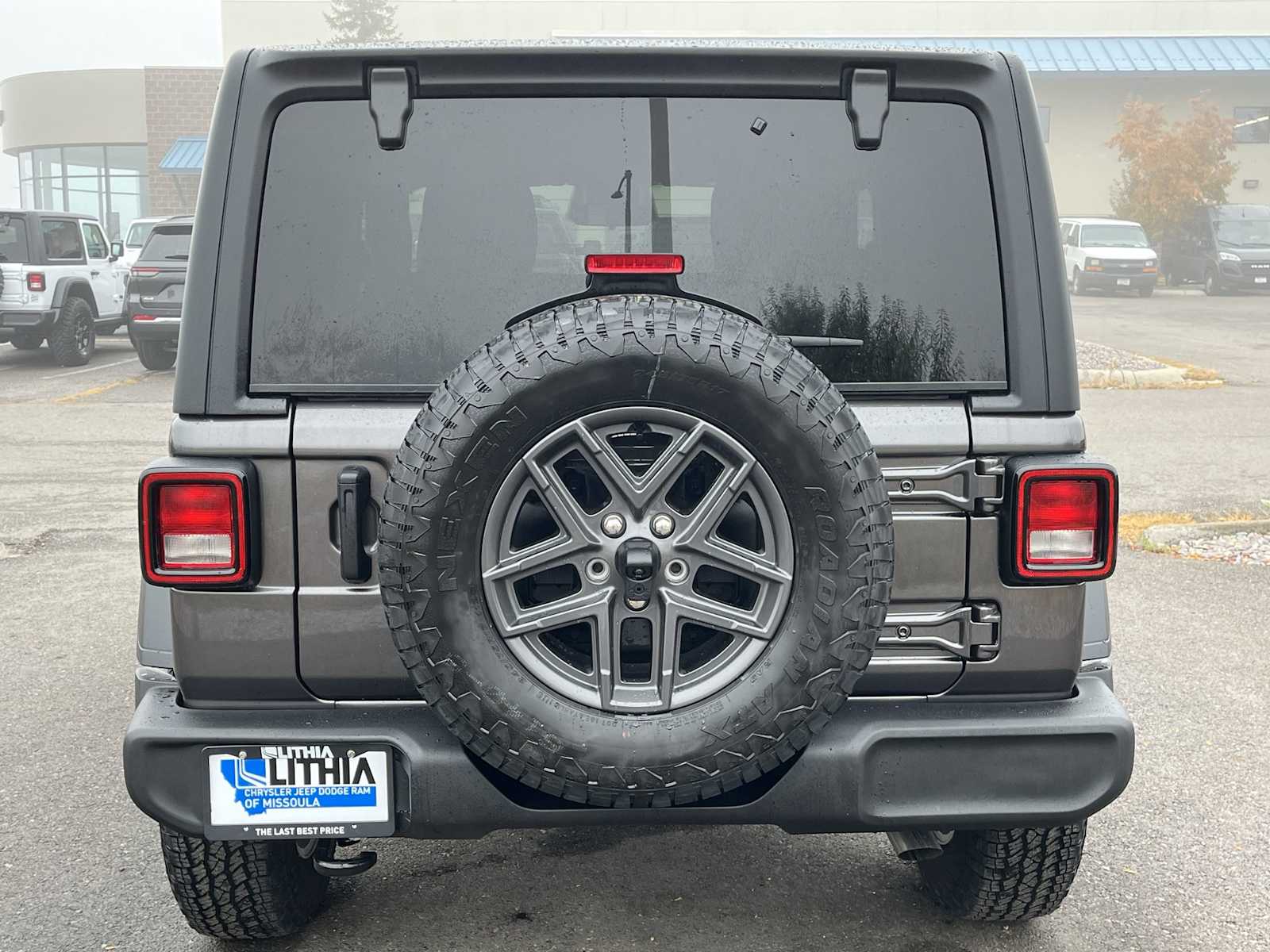 Thumbnail: 2026 Jeep Wrangler - 5