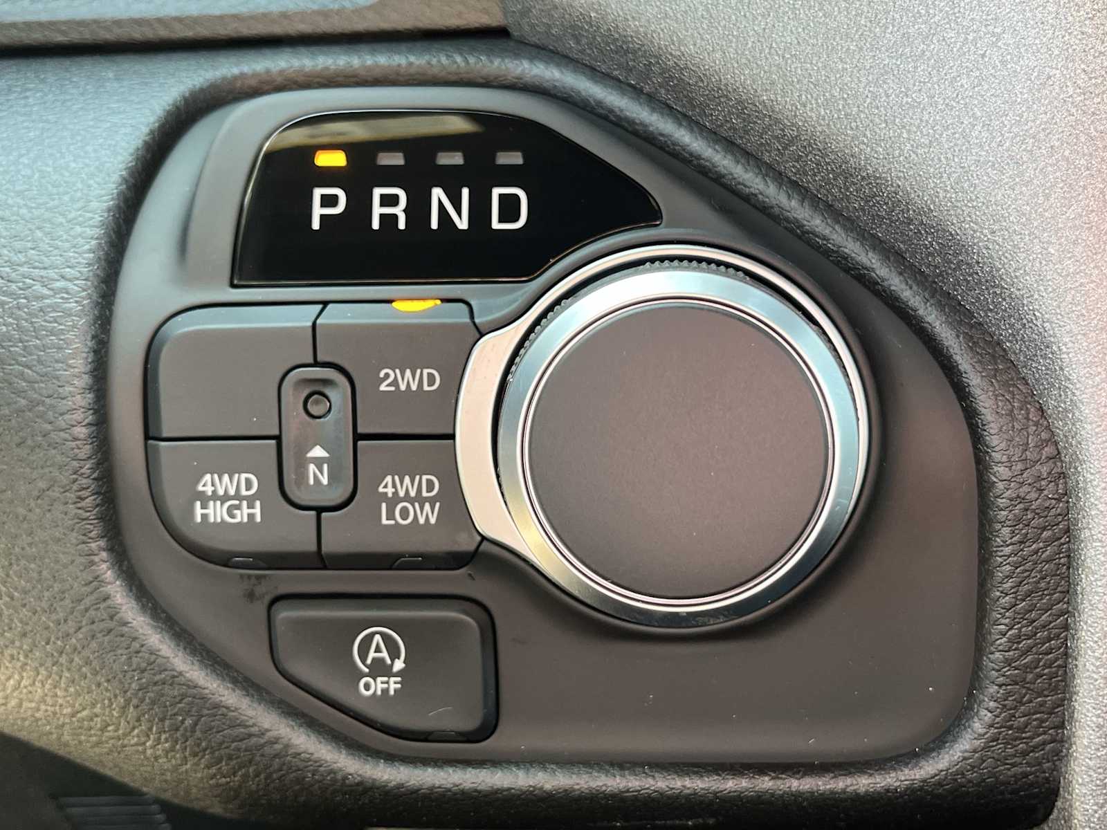 Thumbnail: 2025 RAM 1500 - 17