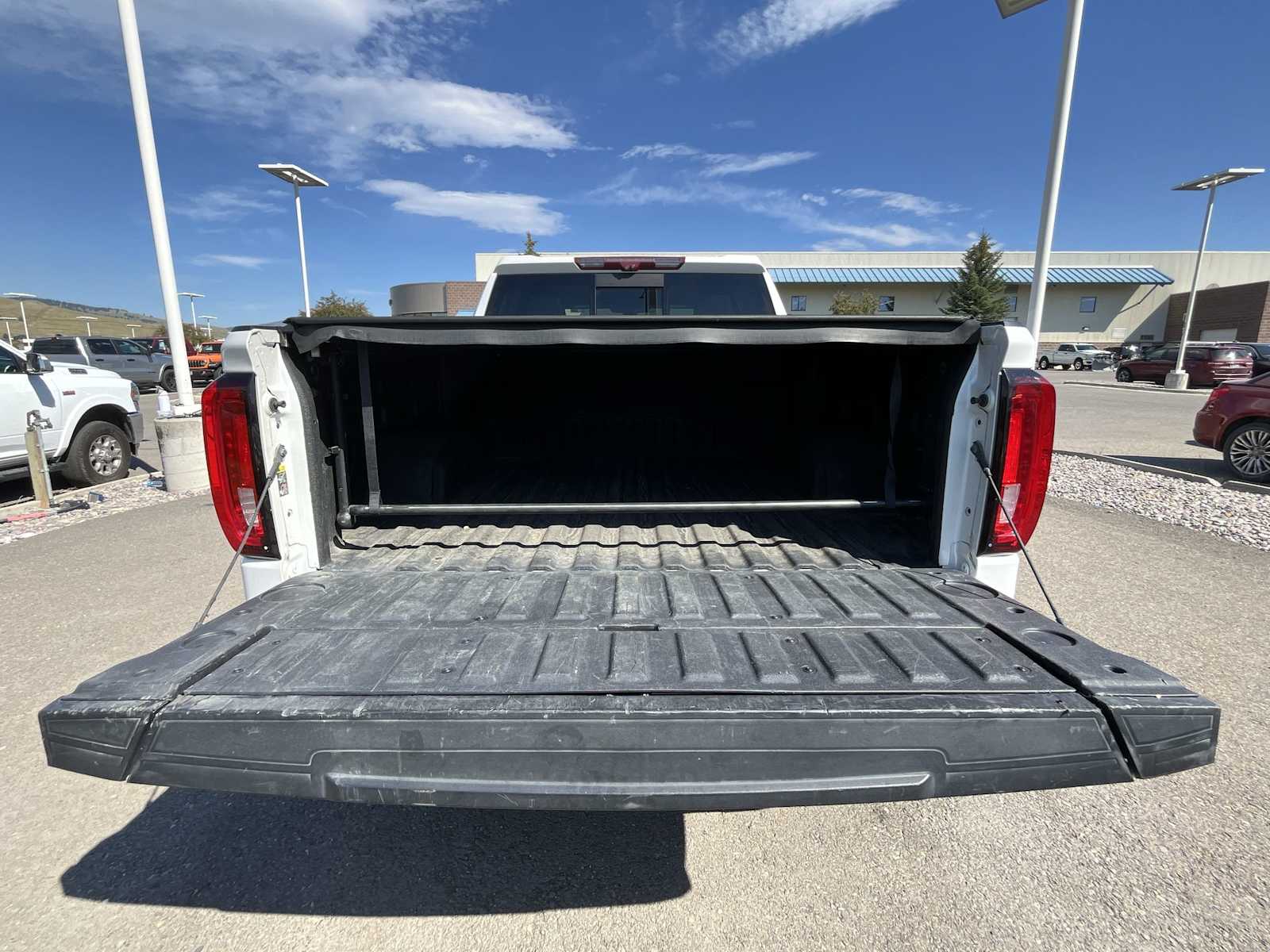 Thumbnail: 2020 GMC Sierra 1500 - 19