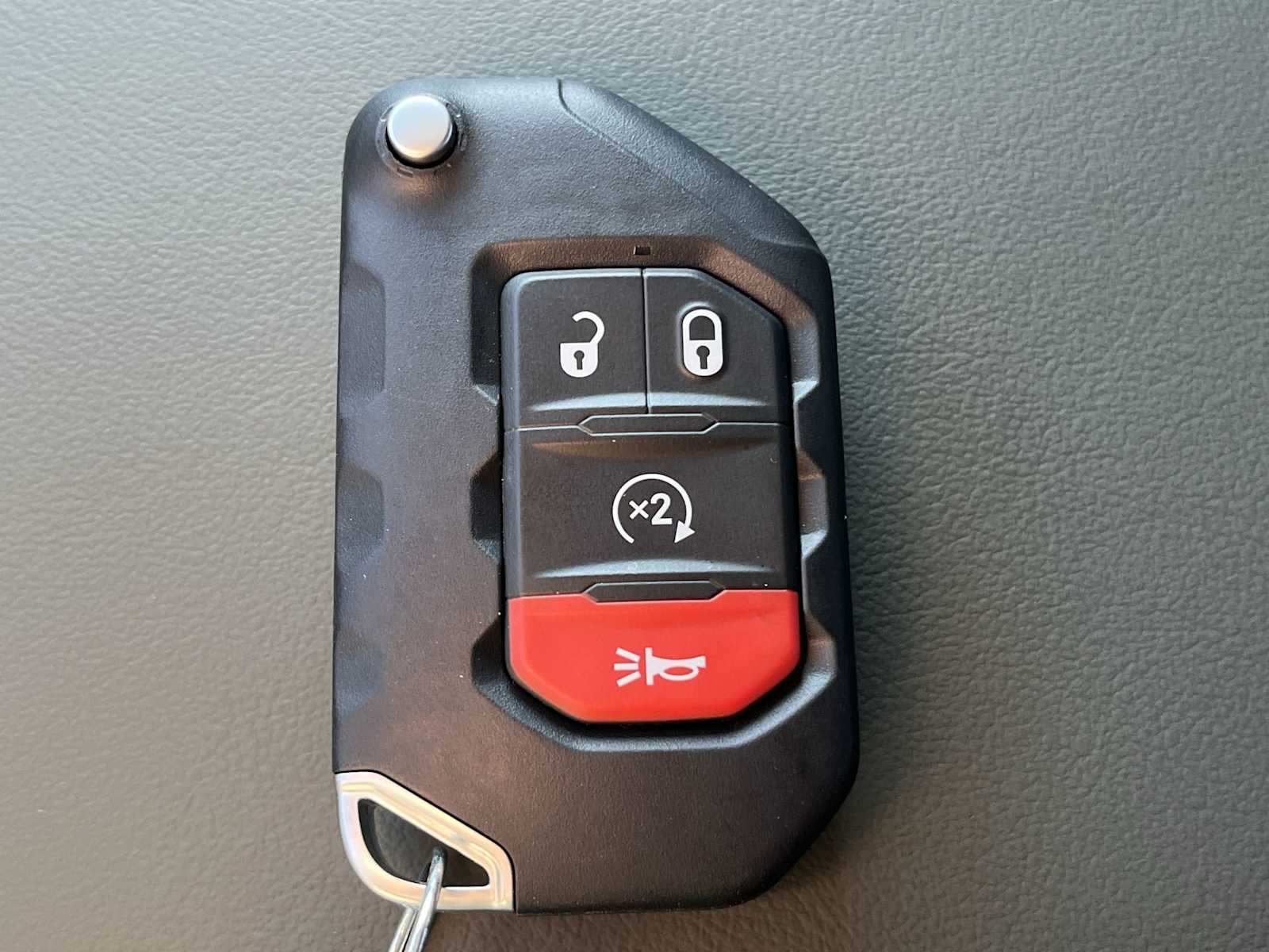 Thumbnail: 2026 Jeep Gladiator - 20