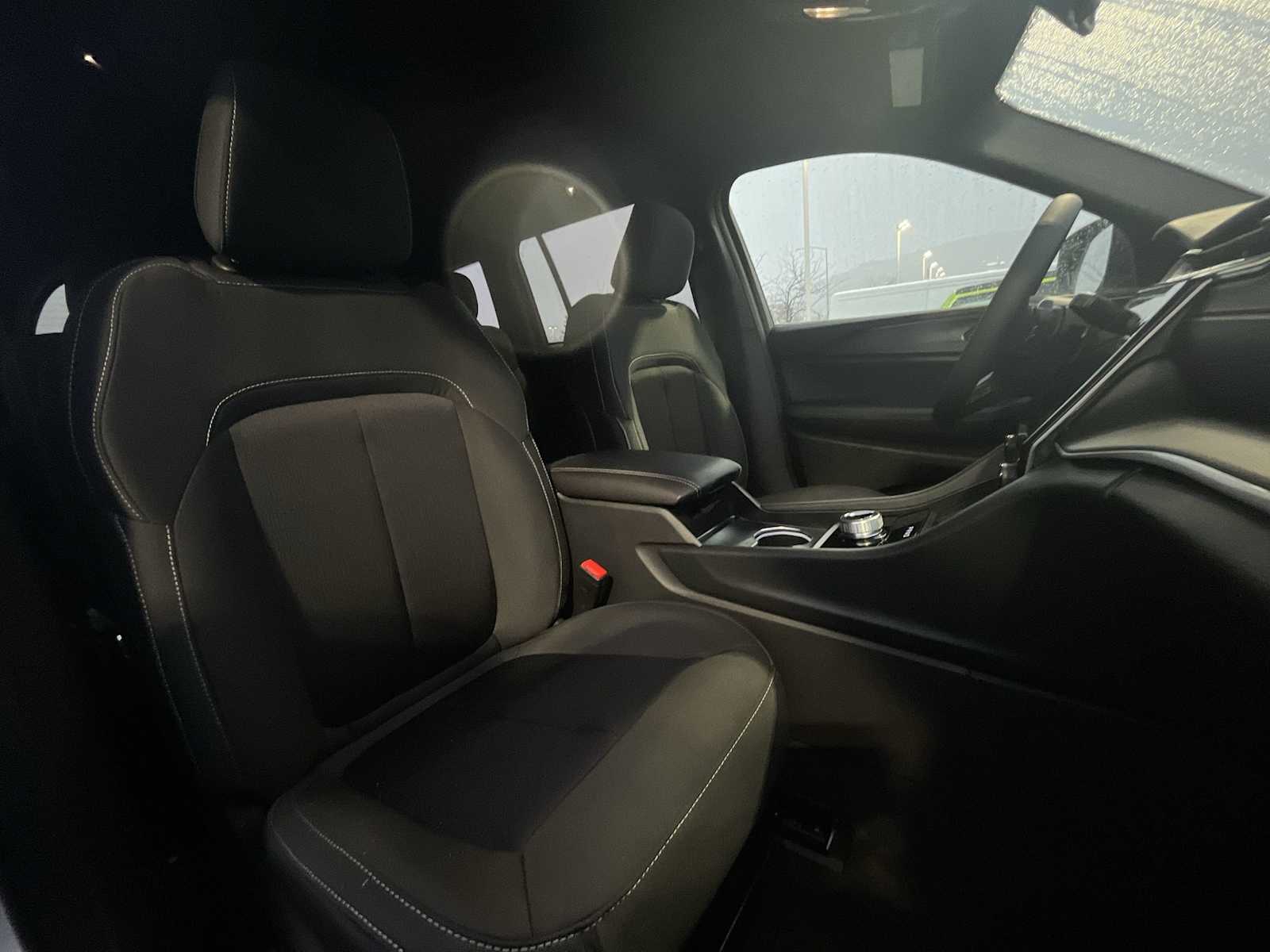 Thumbnail: 2025 Jeep Grand Cherokee - 14