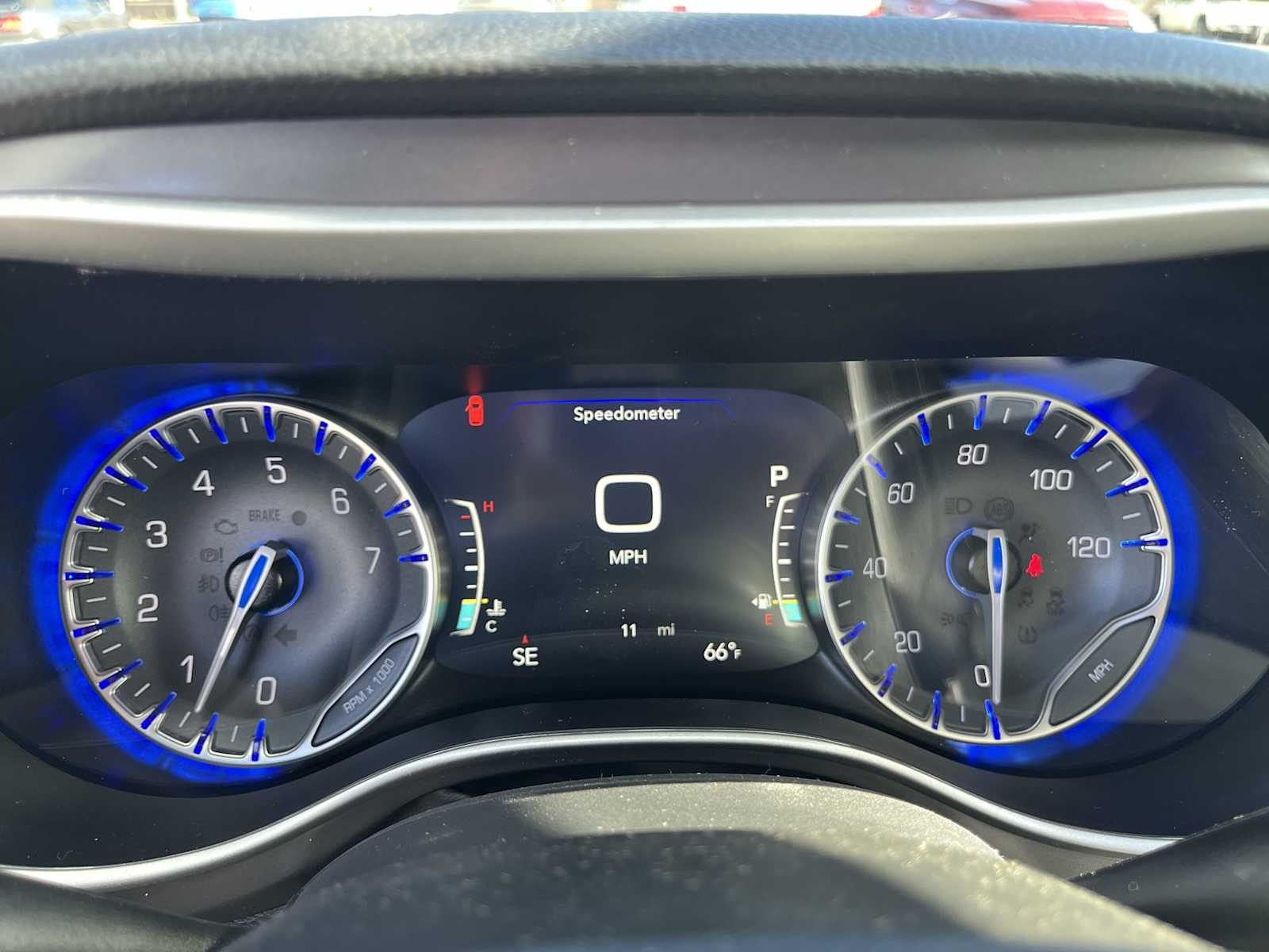 Thumbnail: 2026 Chrysler Pacifica - 18