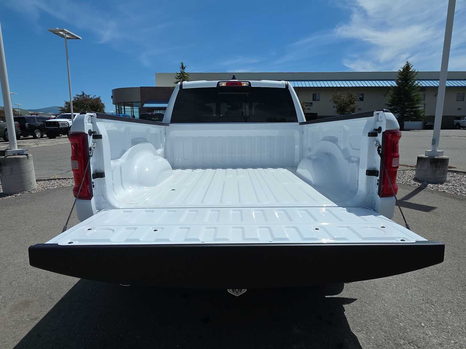 Thumbnail: 2026 RAM 1500 - 19