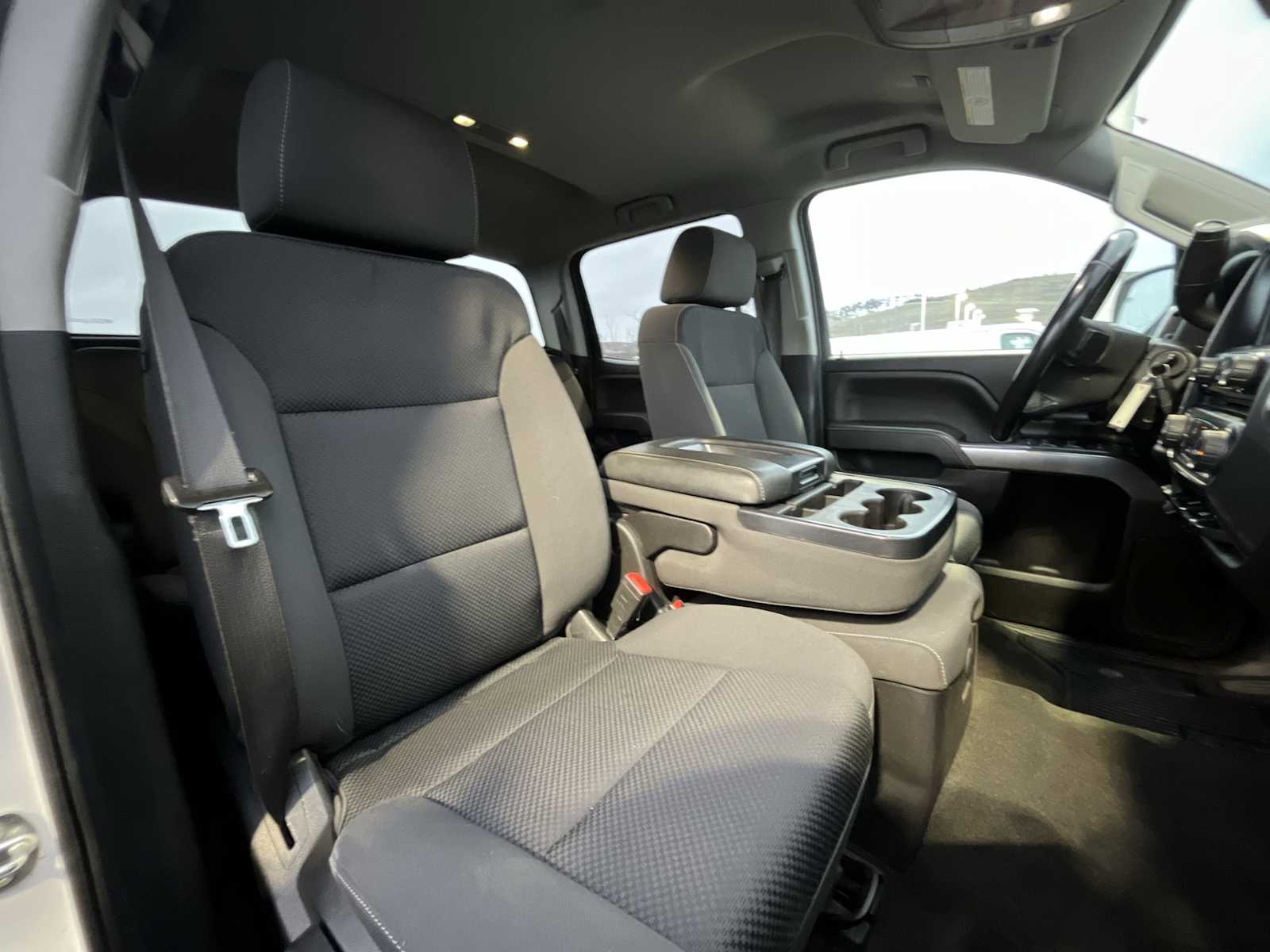 Thumbnail: 2018 Chevrolet Silverado 2500 - 14