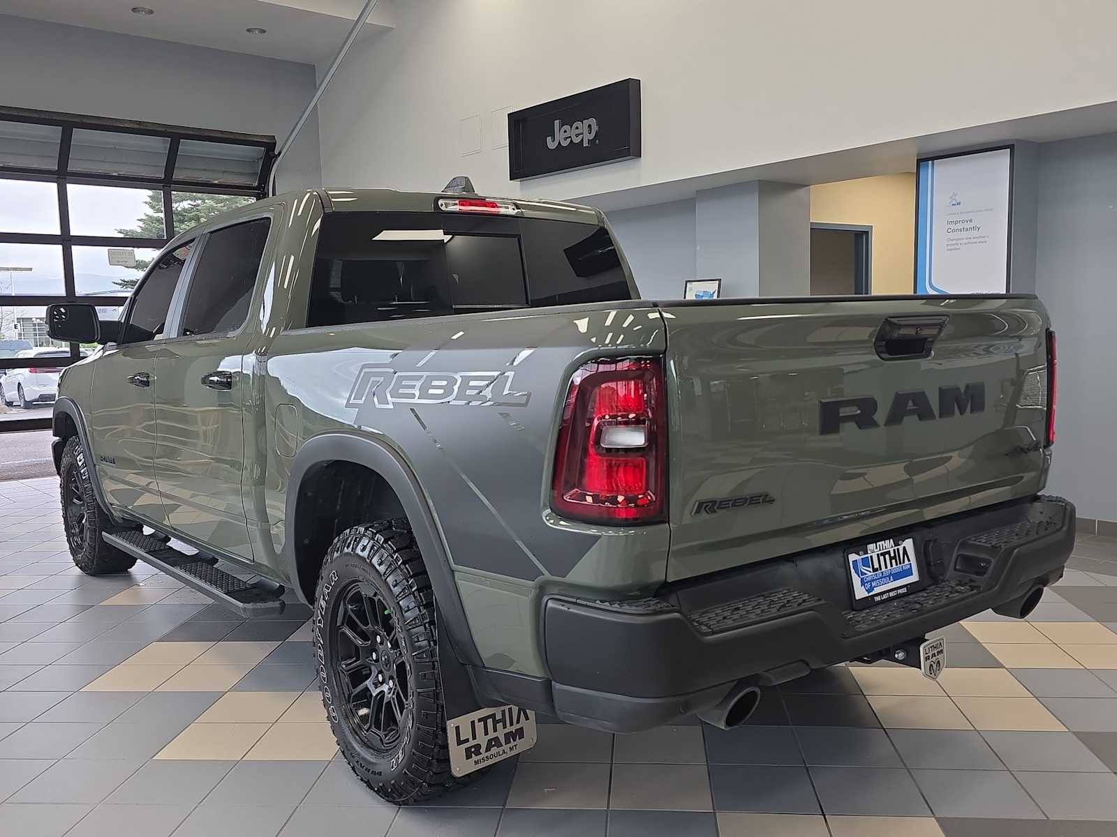 Thumbnail: 2026 RAM 1500 - 4