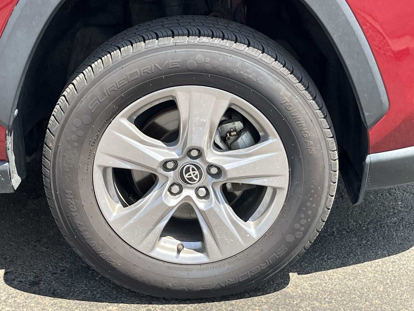 Thumbnail: 2022 Toyota RAV4 - 8