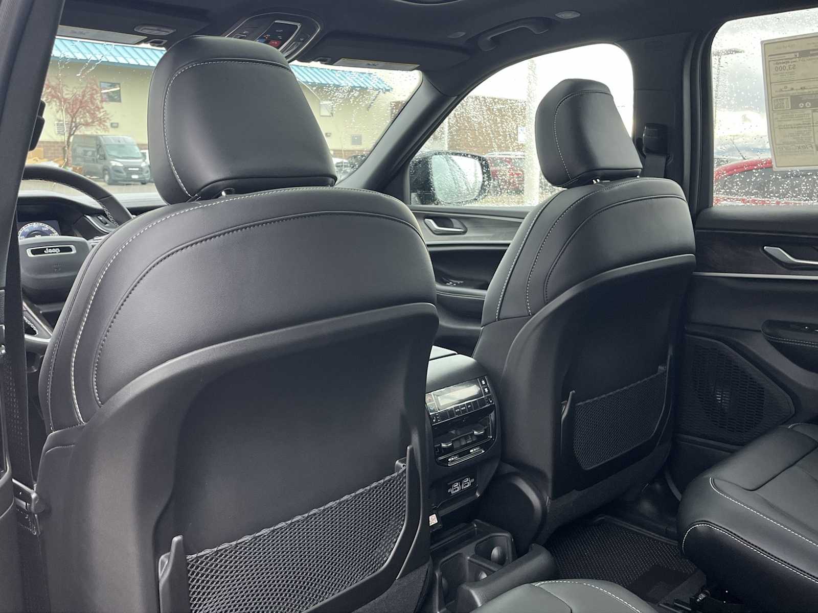 Thumbnail: 2025 Jeep Grand Cherokee - 12