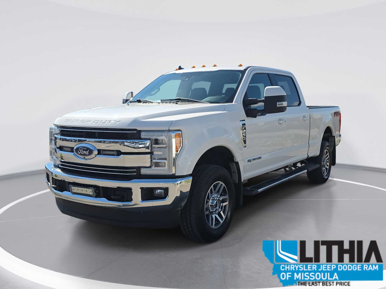 2019 Ford F-250 Lariat 4x4 Crew Cab 160 in's photo
