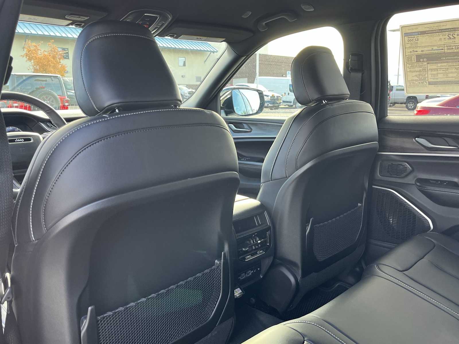 Thumbnail: 2025 Jeep Grand Cherokee - 12