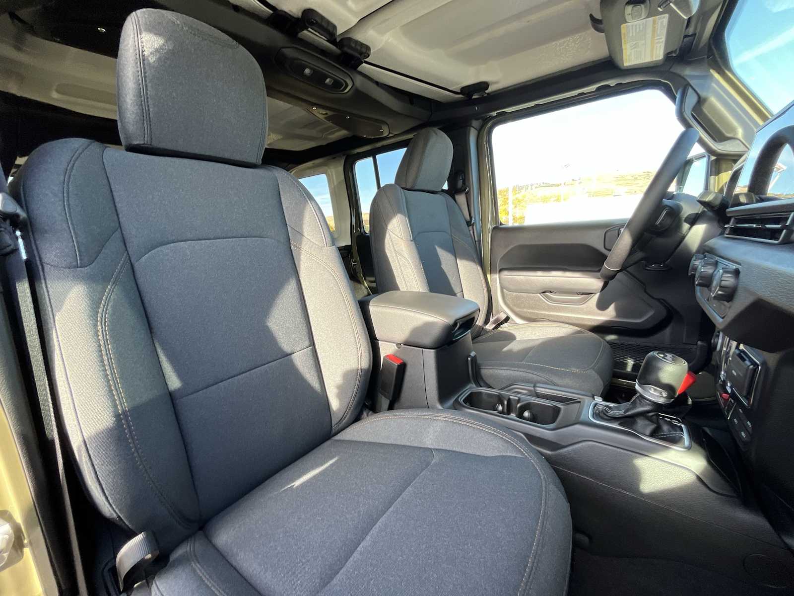 Thumbnail: 2026 Jeep Wrangler - 14