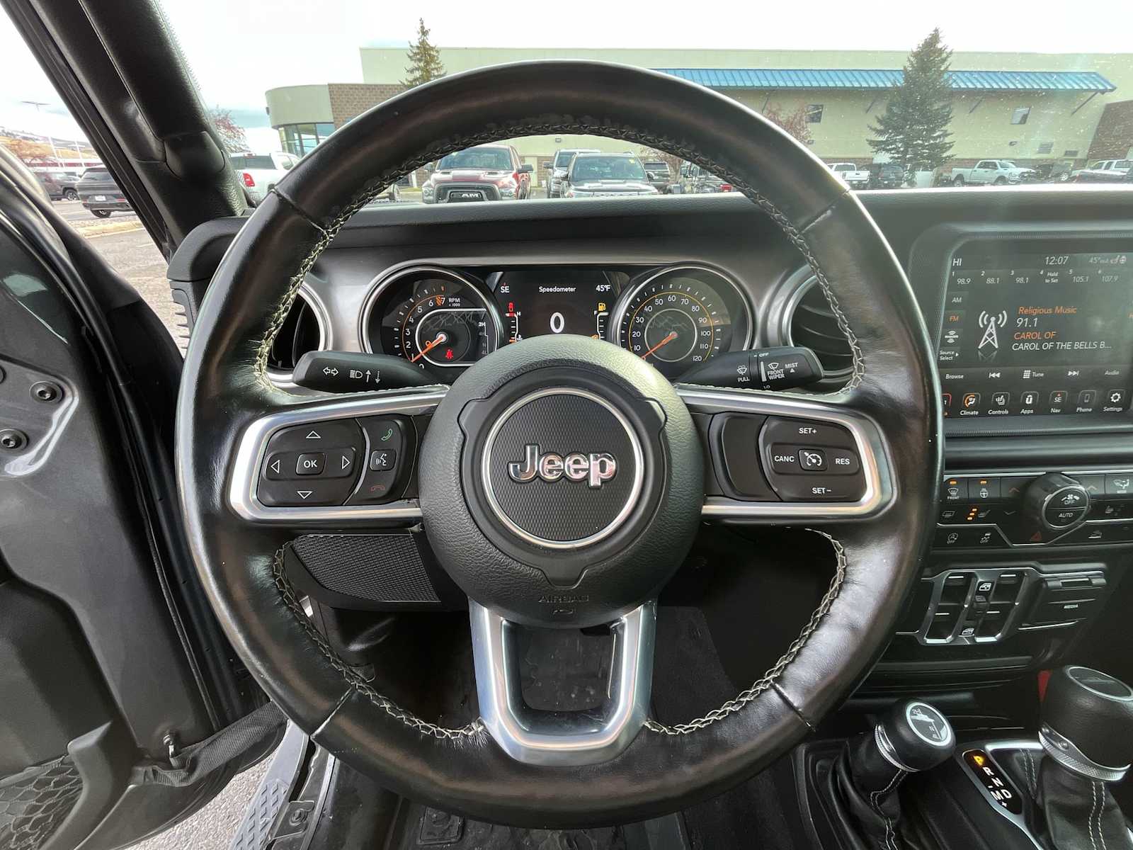 Thumbnail: 2020 Jeep Gladiator - 15