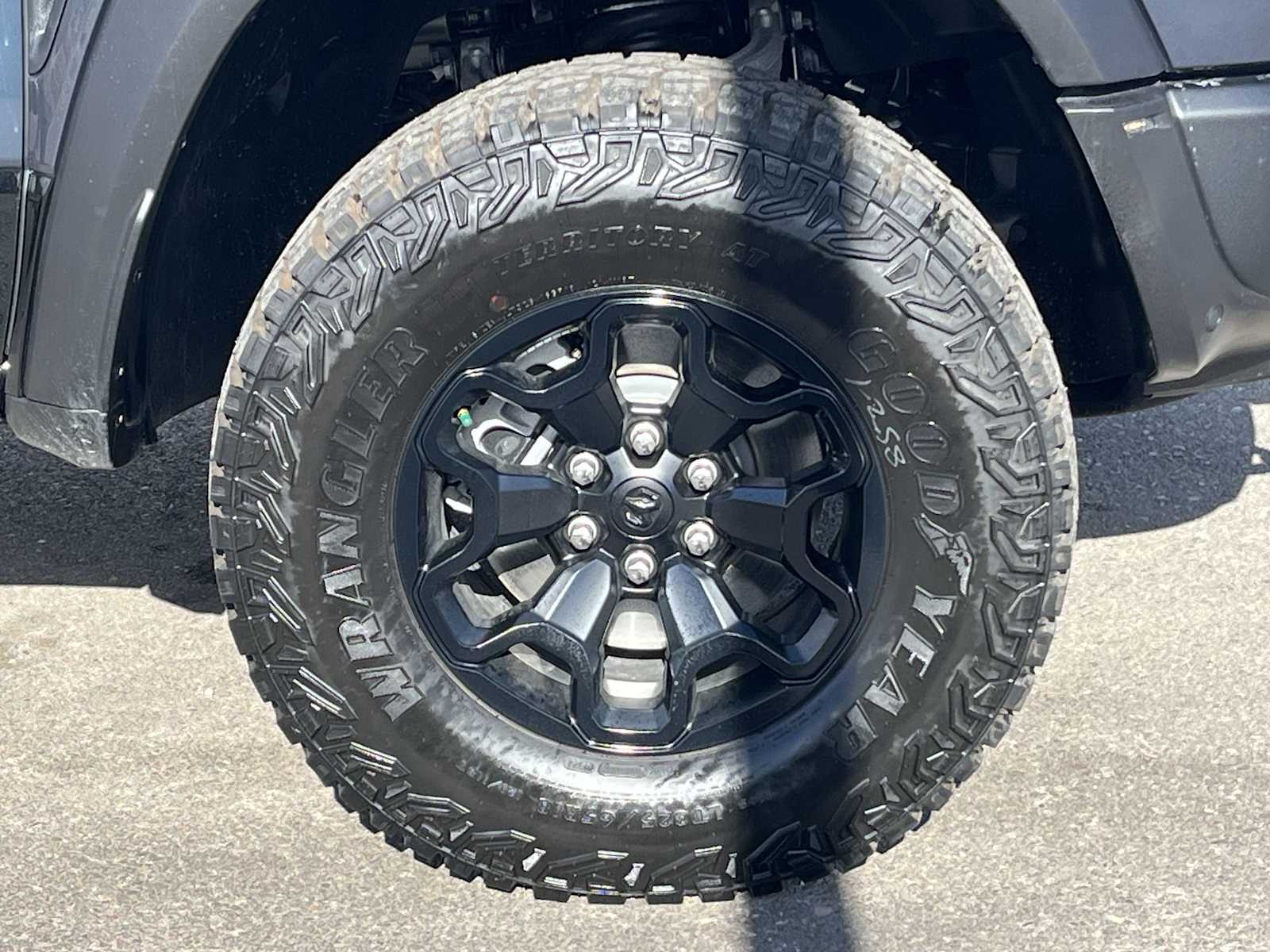 Thumbnail: 2026 RAM 1500 - 8