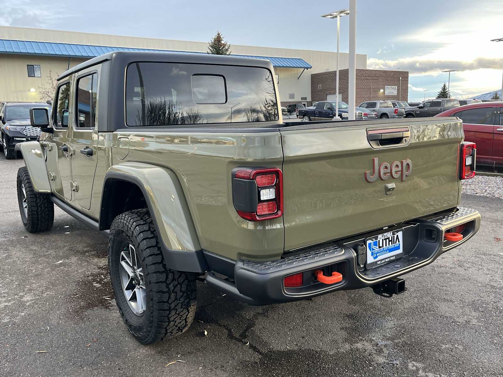 Thumbnail: 2026 Jeep Gladiator - 4