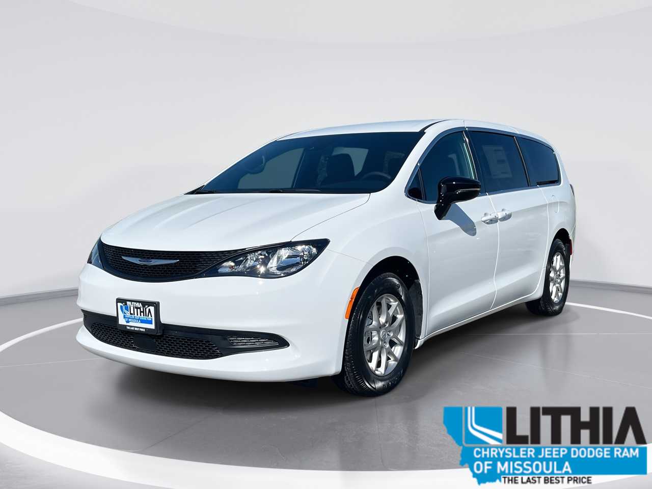 Thumbnail: 2025 Chrysler Voyager - 1