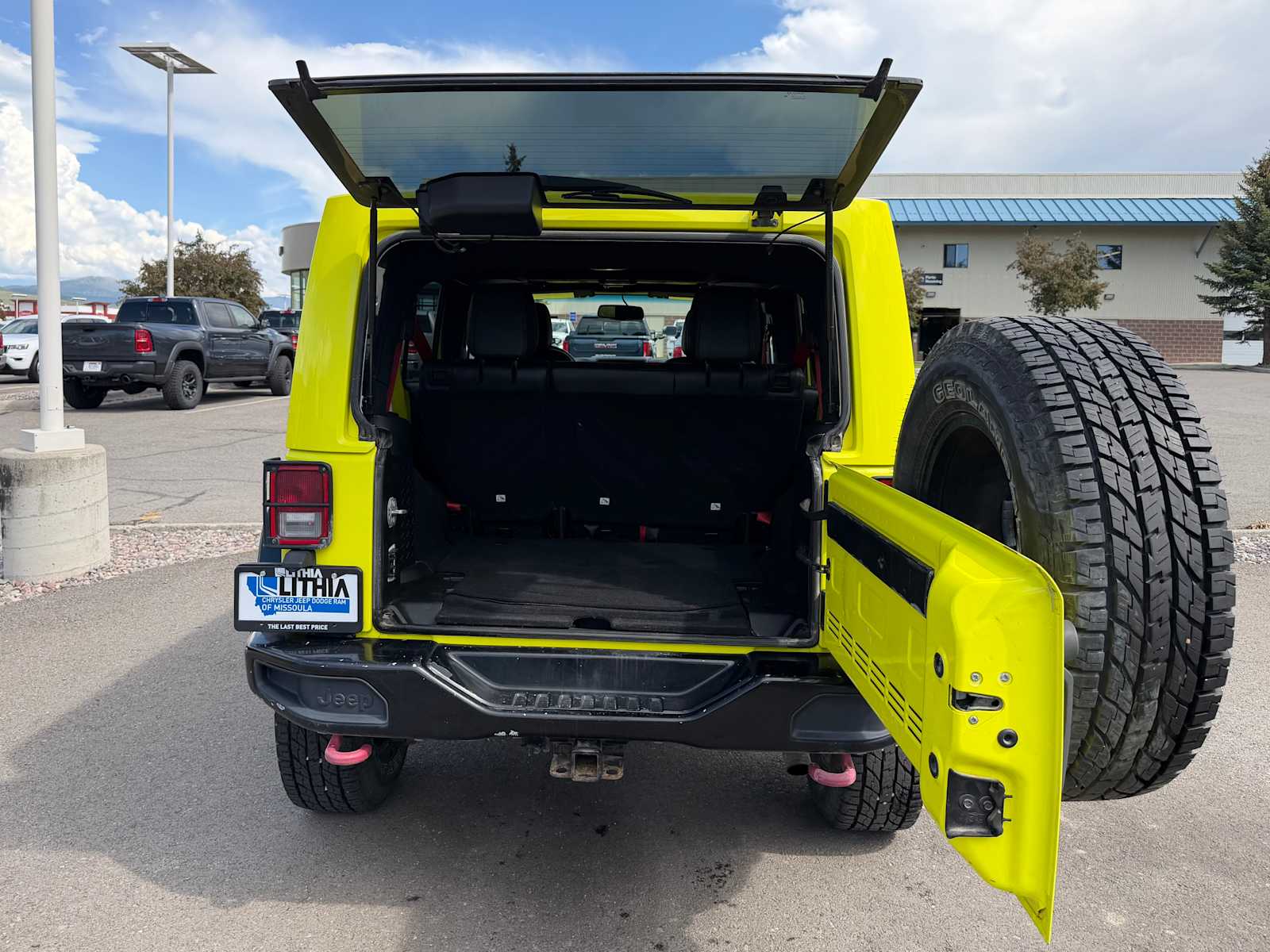 Thumbnail: 2018 Jeep Wrangler - 8