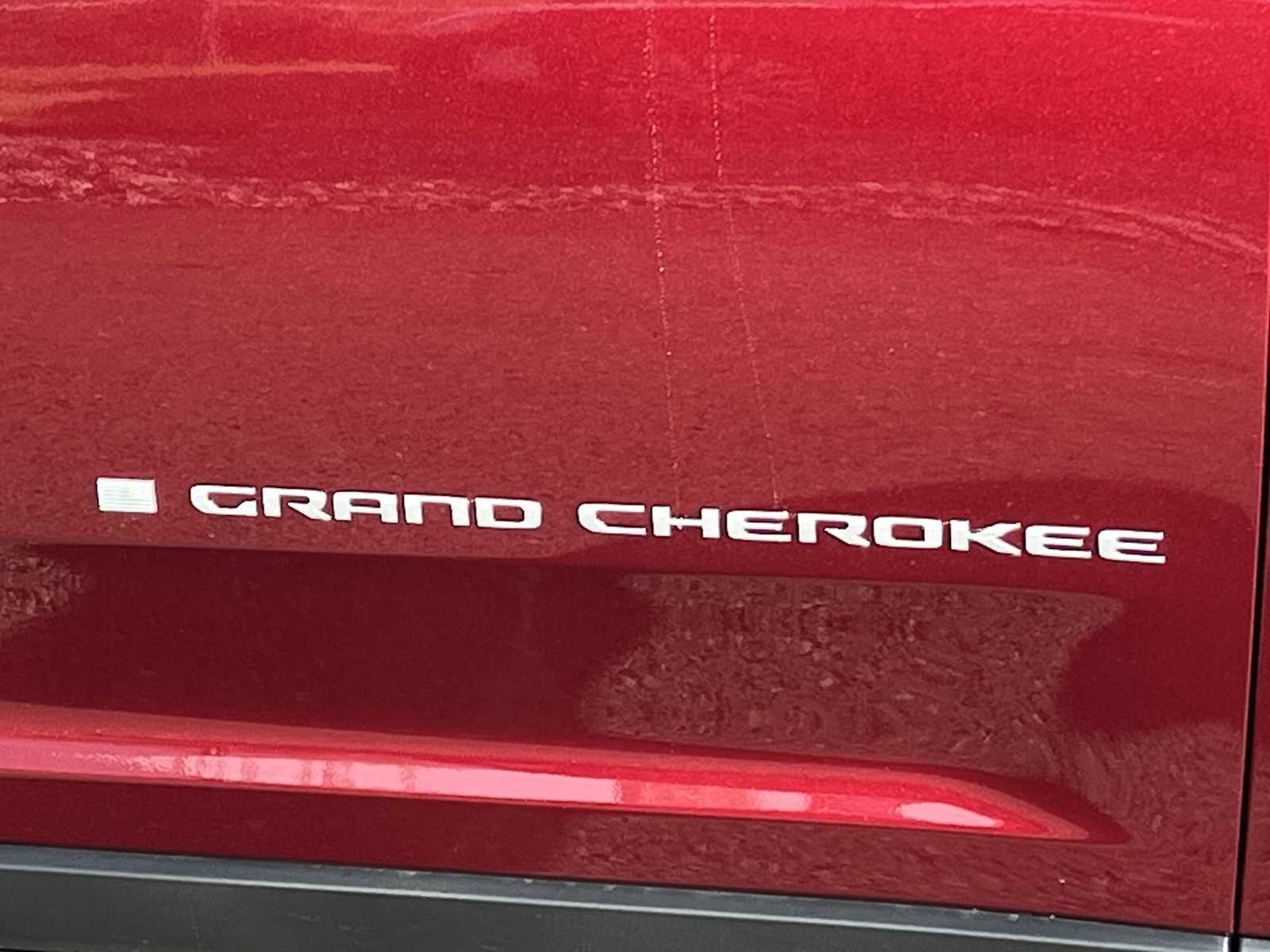 Thumbnail: 2025 Jeep Grand Cherokee - 7