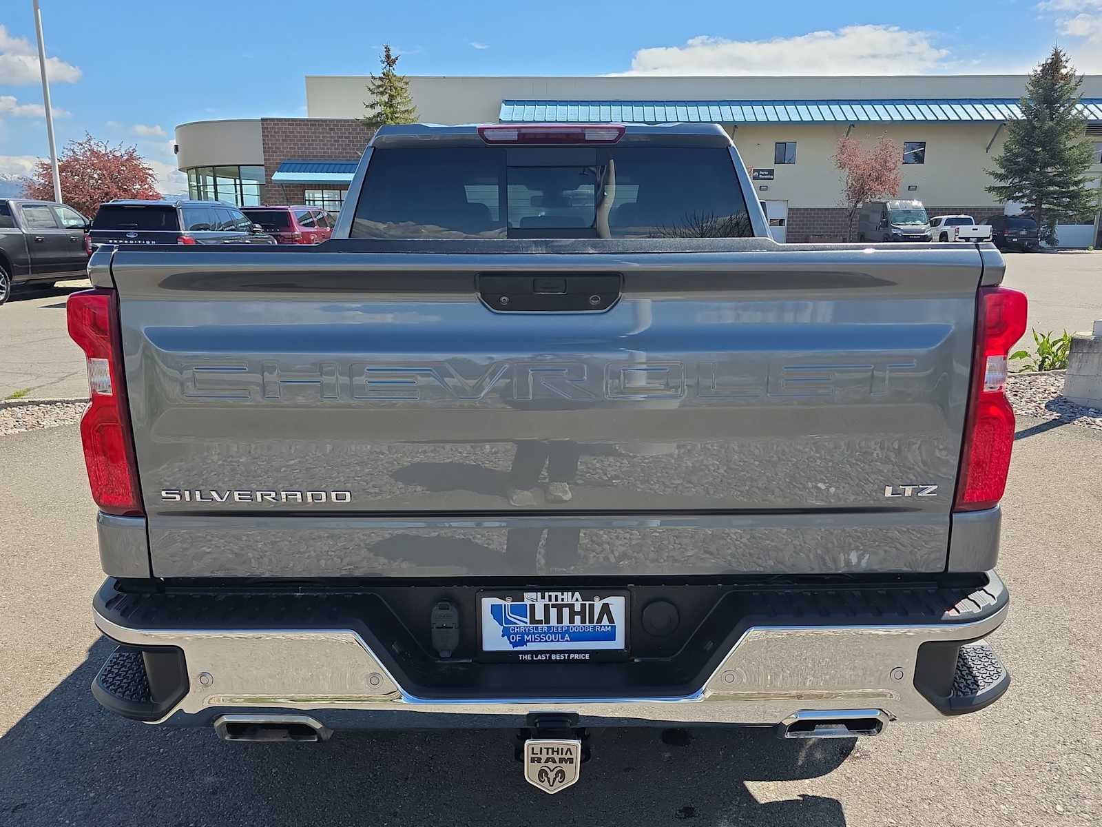 Thumbnail: 2022 Chevrolet Silverado 1500 - 5