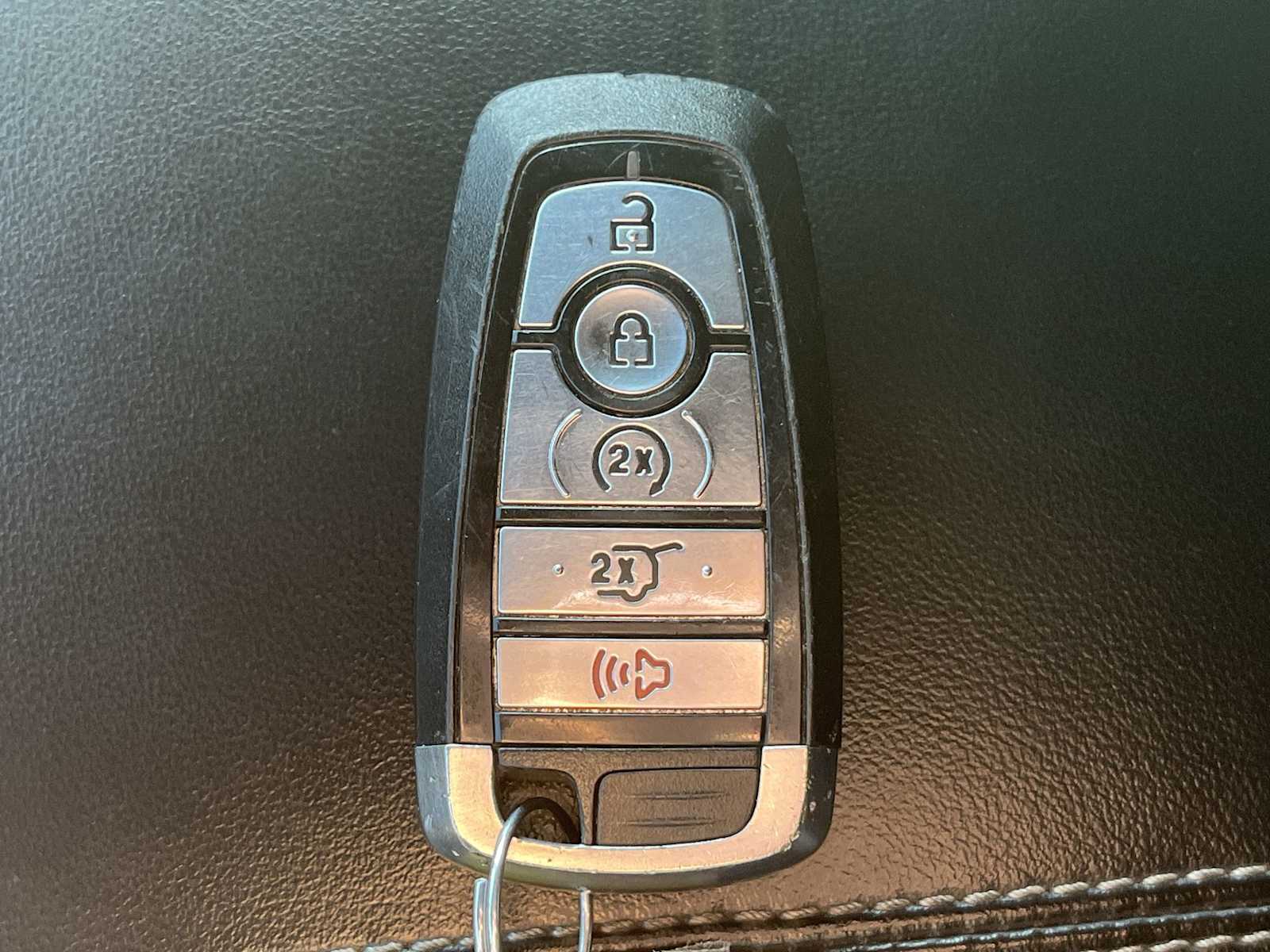 Thumbnail: 2020 Ford Explorer - 20