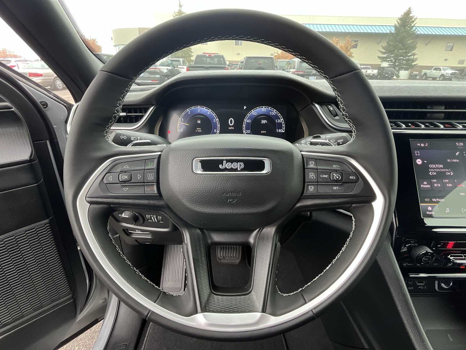 Thumbnail: 2025 Jeep Grand Cherokee - 15