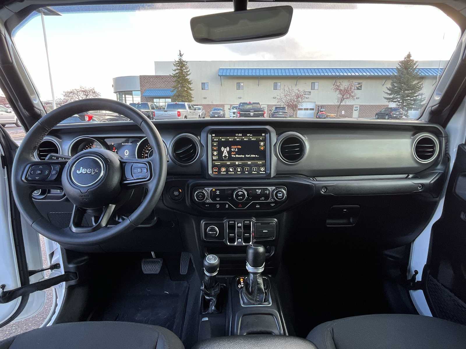 Thumbnail: 2023 Jeep Gladiator - 10