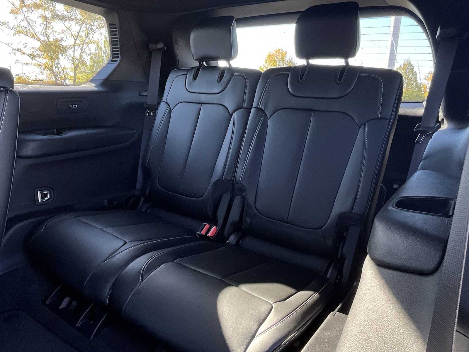 2025 Jeep Grand Cherokee Limited Edition 22