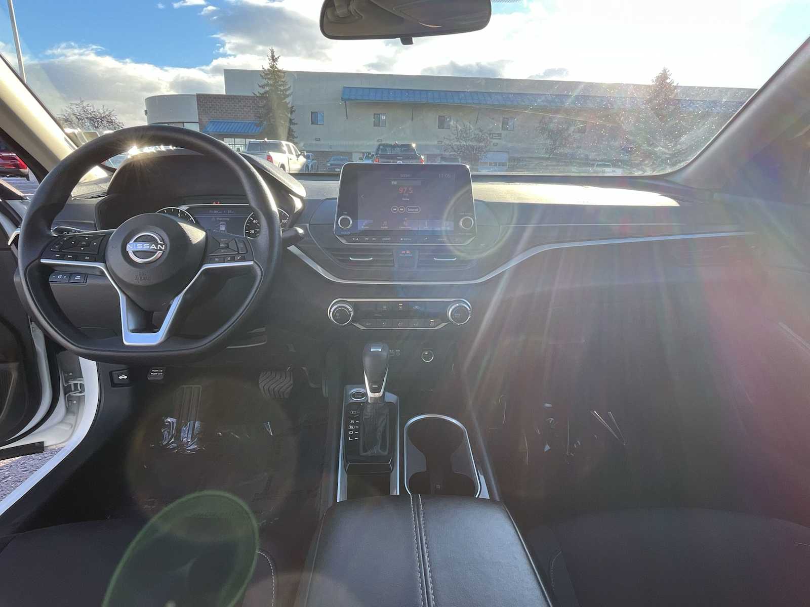 Thumbnail: 2024 Nissan Altima - 10