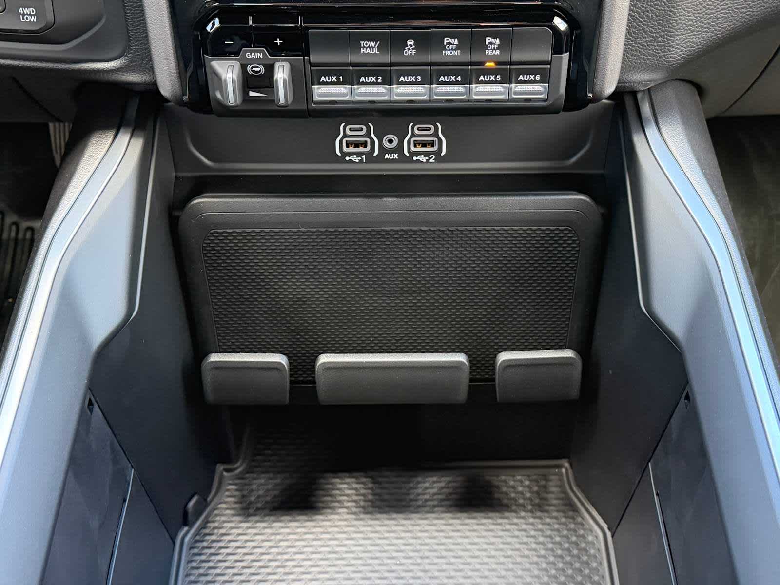 Thumbnail: 2026 RAM 3500 - 19