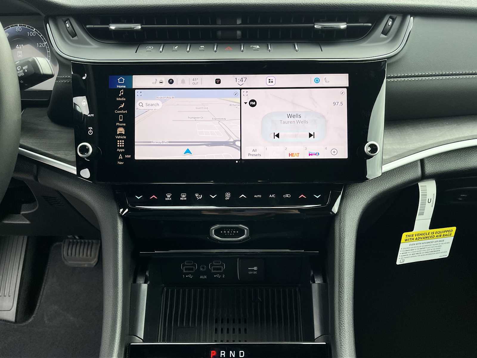 Thumbnail: 2026 Jeep Grand Cherokee - 16