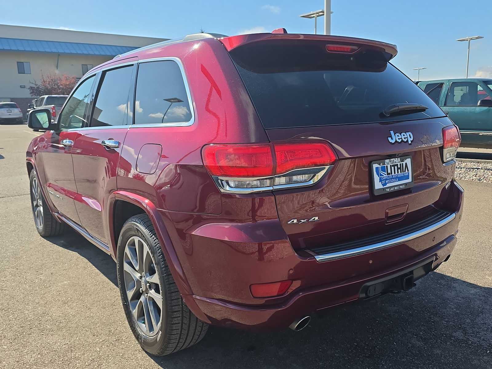 Thumbnail: 2017 Jeep Grand Cherokee - 4