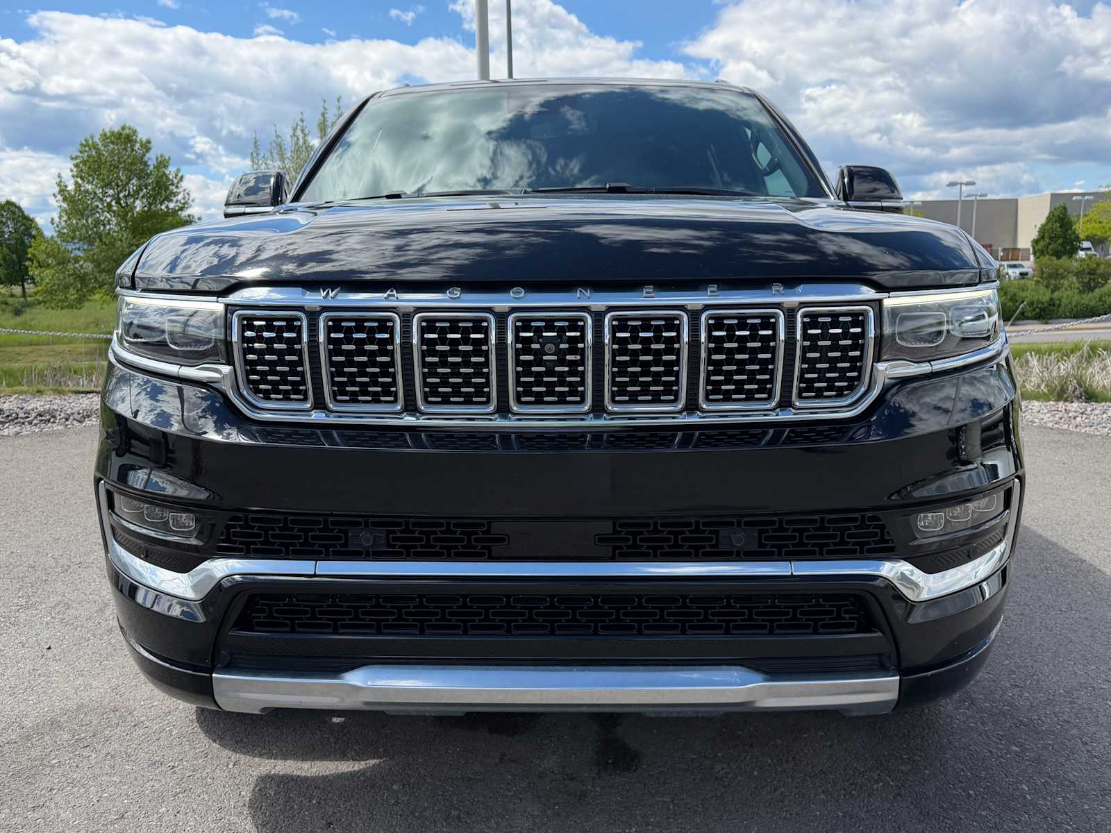 Thumbnail: 2022 Jeep Grand Wagoneer - 2